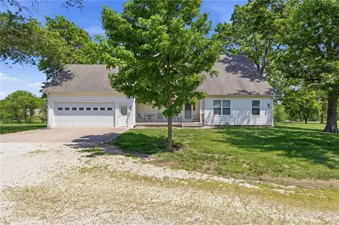 20958 Stranger Rd, Leavenworth, KS 66048