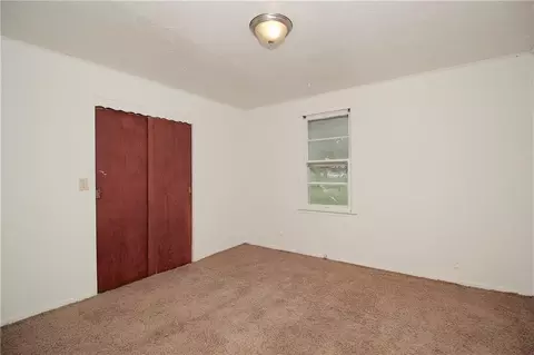 Bedroom - 428 E 5th Ave, Garnett, KS 66032 photo 1 of 3