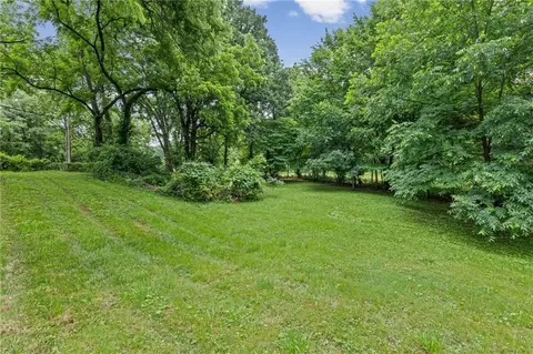 Exterior - 11624 E 38th Ter, Independence, MO 64052 photo 8 of 8