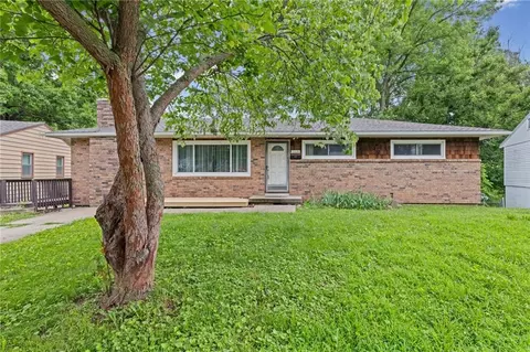 Exterior - 11624 E 38th Ter, Independence, MO 64052 photo 2 of 8