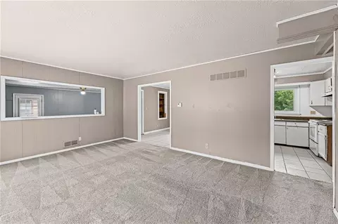 Living - 11624 E 38th Ter, Independence, MO 64052 photo 1 of 7