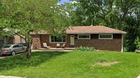 11624 E 38th Ter, Independence, MO 64052