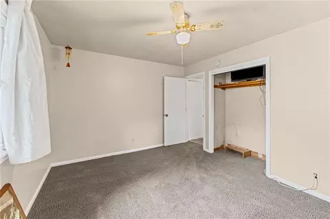 Bedroom - 11624 E 38th Ter, Independence, MO 64052 photo 5 of 8