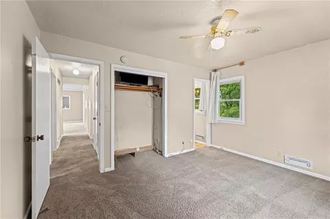 Bedroom - 11624 E 38th Ter, Independence, MO 64052 photo 4 of 8