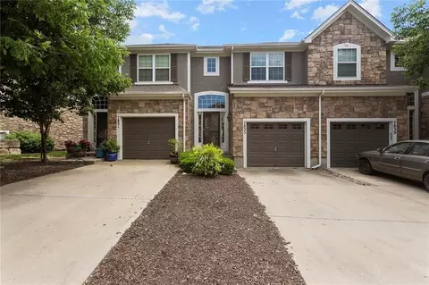7835 W 158 Ct, Overland Park, KS 66223