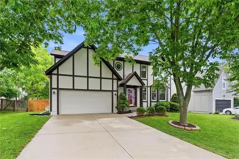 15009 Horton St, Overland Park, KS 66223