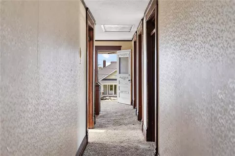 Entry Way - 302 E 4th St, Milan, MO 63556 photo 6 of 11