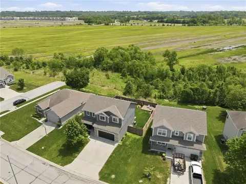 20125 E 24th Terrace Ct, Independence, MO 64057