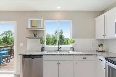 Kitchen - 20125 E 24th Terrace Ct, Independence, MO 64057 photo 4 of 4