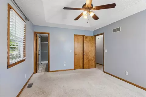 Bedroom - 807 E Summit St, Smithville, MO 64089 photo 3 of 5