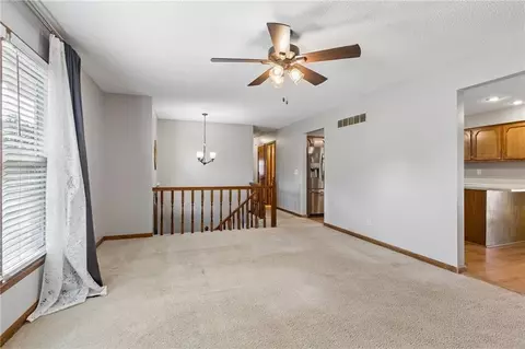 Living - 807 E Summit St, Smithville, MO 64089 photo 1 of 4