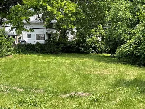 6021 Forest Ave, Kansas City, MO 64110