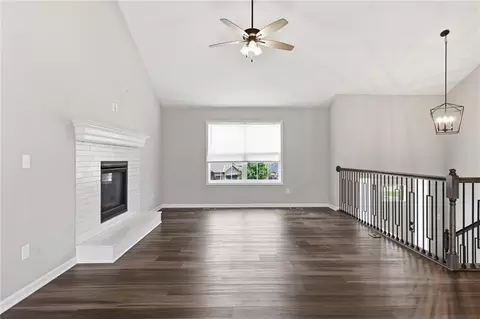 Living - 802 Wright St, Pleasant Hill, MO 64080 photo 3 of 6