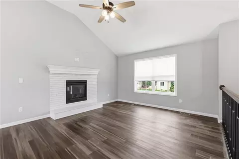 Living - 802 Wright St, Pleasant Hill, MO 64080 photo 1 of 6