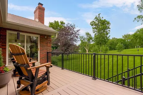 12325 Mission Rd, Leawood, KS 66209