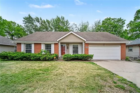 6213 E 109th Ter, Kansas City, MO 64134
