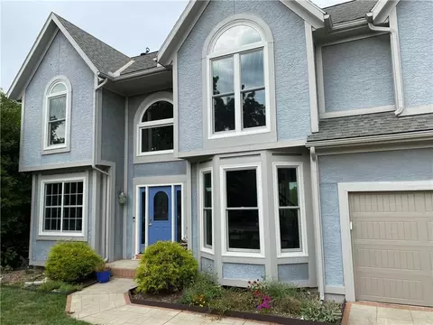 5416 Oakview St, Shawnee, KS 66216