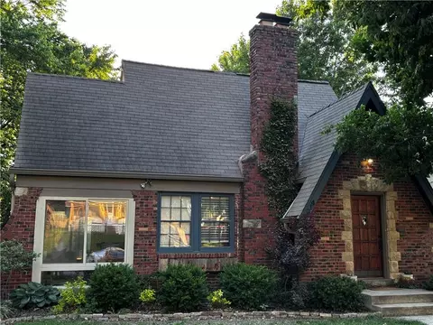 7214 Grand Ave, Kansas City, MO 64114