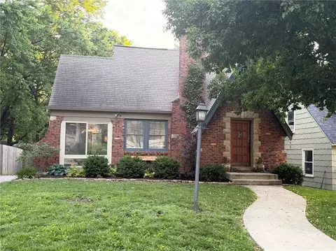 7214 Grand Ave, Kansas City, MO 64114