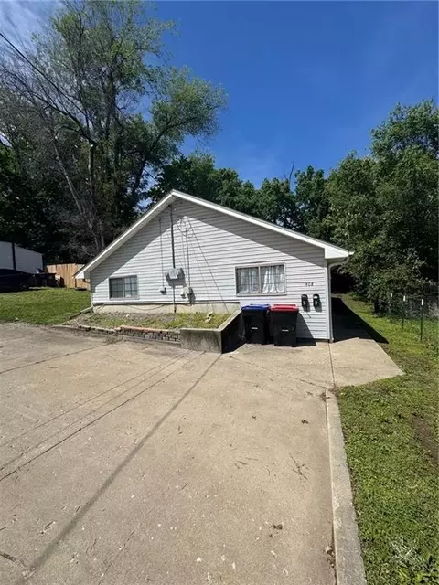 508 N Washington St, Warrensburg, MO 64093