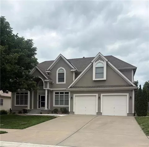 3836 SW Boulder Dr, Lees Summit, MO 64082