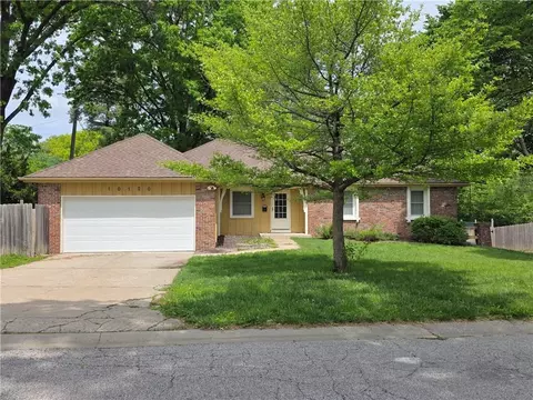 10120 W 66th Ter, Shawnee, KS 66203