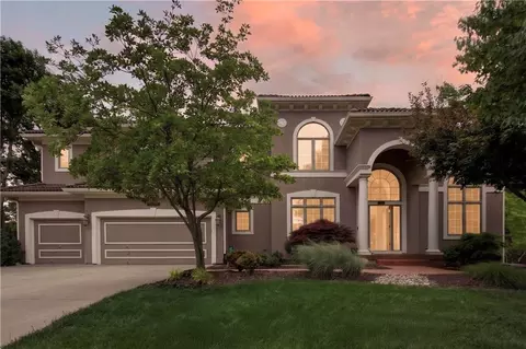 20619 W 88th St, Lenexa, KS 66220