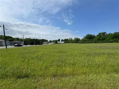 N Main Street, Maryville, MO 64468