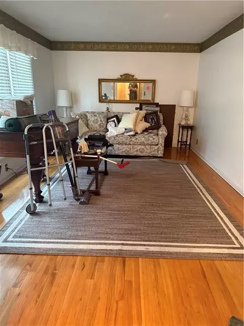 Living - 613 NE Coronado Ave, Lees Summit, MO 64063 photo 1 of 3