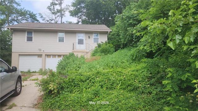 4308 N Bellaire Ave, Kansas City, MO 64117