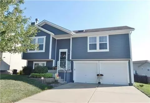 8605 NE 115th Ter, Kansas City, MO 64157