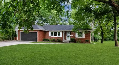 Exterior - 600 Christopher St, Warrensburg, MO 64093 photo 1 of 2