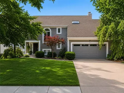 11309 Slater St, Overland Park, KS 66210