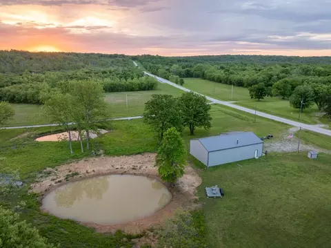 821 NW B Hwy, Osceola, MO 64776