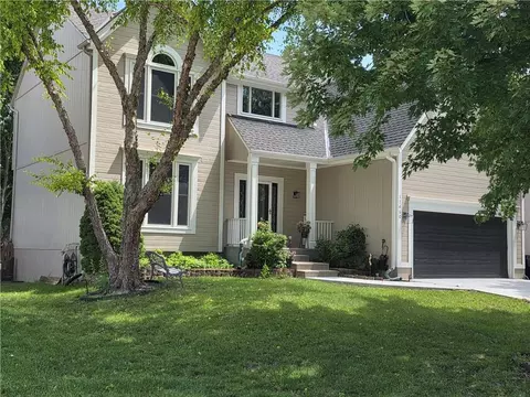 17460 W 158th St, Olathe, KS 66062