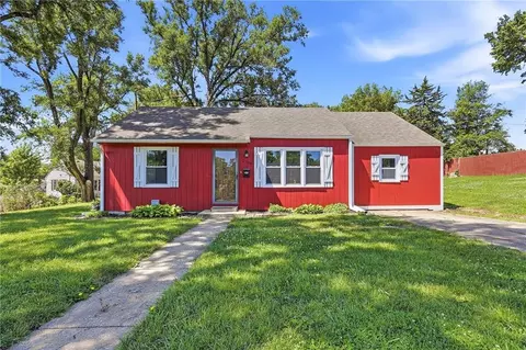 2706 S 28th St, Kansas City, KS 66106
