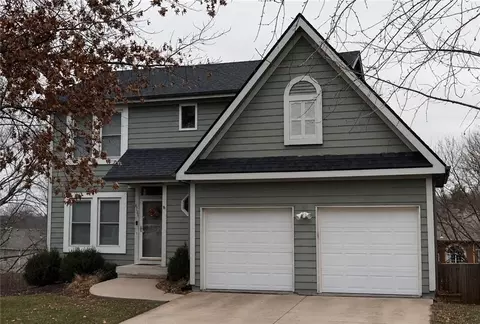 4726 Brockway St, Shawnee, KS 66226
