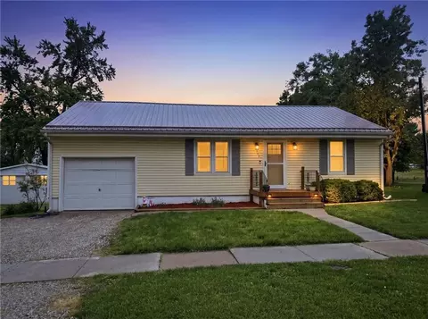 302 E Bridge St, Chillicothe, MO 64601