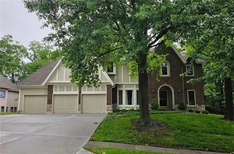 5500 NW 62nd St, Kansas City, MO 64151