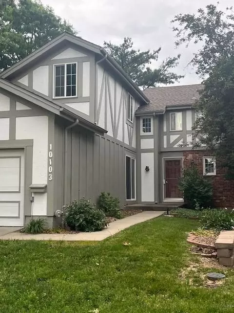 10103 Edelweiss Cir, Merriam, KS 66203