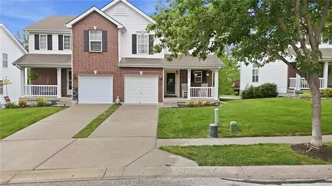 9844 N Hawthorne Ave, Kansas City, MO 64157