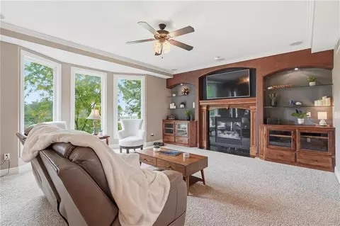 Living - 2910 NE Viewpark Pl, Lees Summit, MO 64086 photo 3 of 7