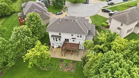 View/Area - 2910 NE Viewpark Pl, Lees Summit, MO 64086 photo 4 of 5