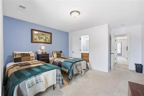 Bedroom - 2910 NE Viewpark Pl, Lees Summit, MO 64086 photo 7 of 8