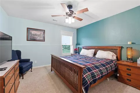 Bedroom - 2910 NE Viewpark Pl, Lees Summit, MO 64086 photo 8 of 8