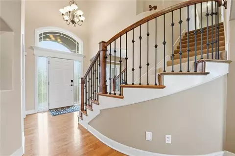 Entry Way - 2910 NE Viewpark Pl, Lees Summit, MO 64086 photo 1 of 3
