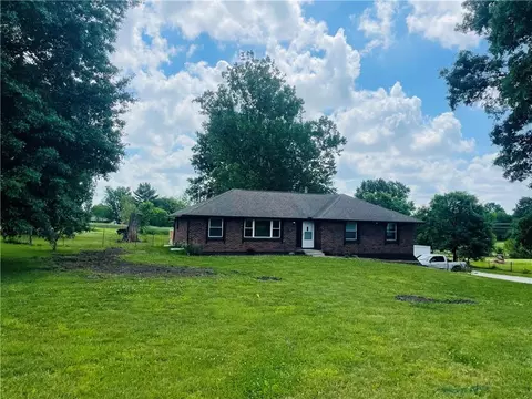 14007 Jesse James Farm Rd, Kearney, MO 64060