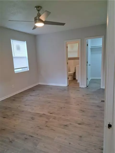 Bedroom - 526 S Brookside Ave, Independence, MO 64053 photo 2 of 4