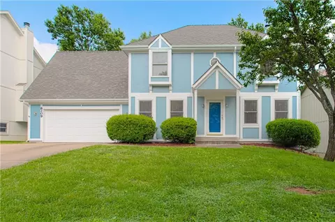 8209 Bell Rd, Lenexa, KS 66219
