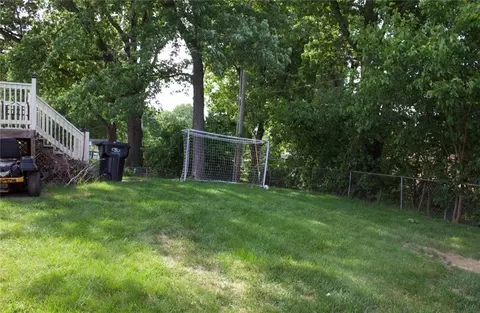 Exterior - 15404 E 35th St, Independence, MO 64055 photo 3 of 7